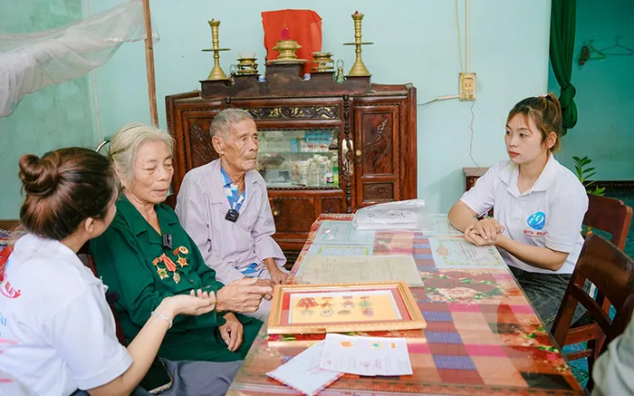 Biểu tượng đa dạng trò chơi, bao gồm thể thao, bắn cá và casino